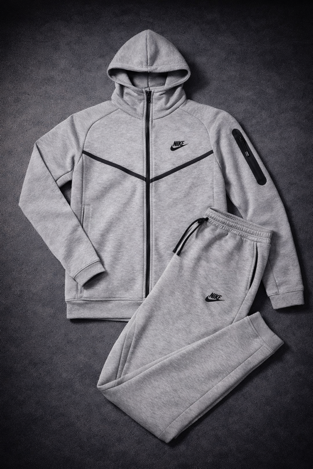 Nike Tech Gris