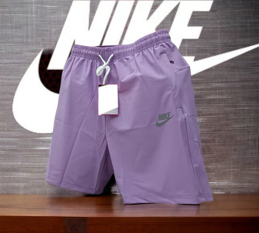 Pantaloneta Nike Lila